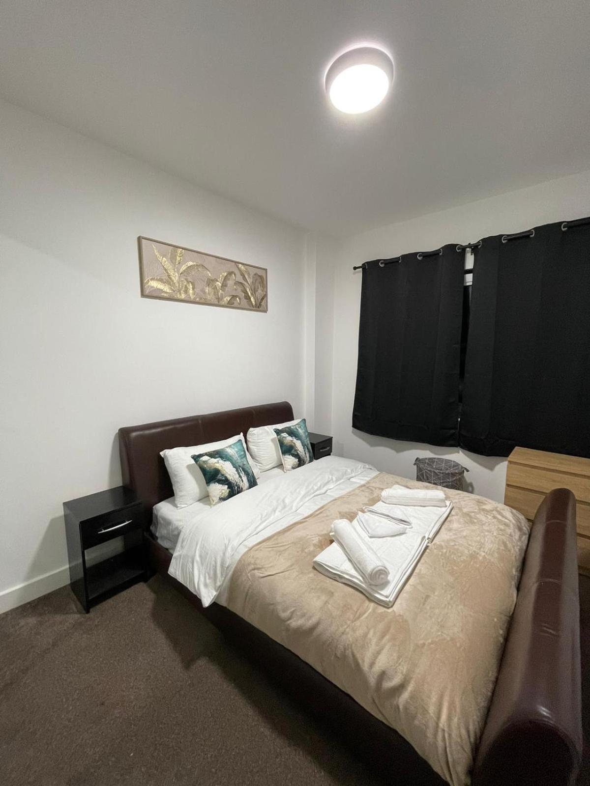 Home away - Southampton City Centre Apartment