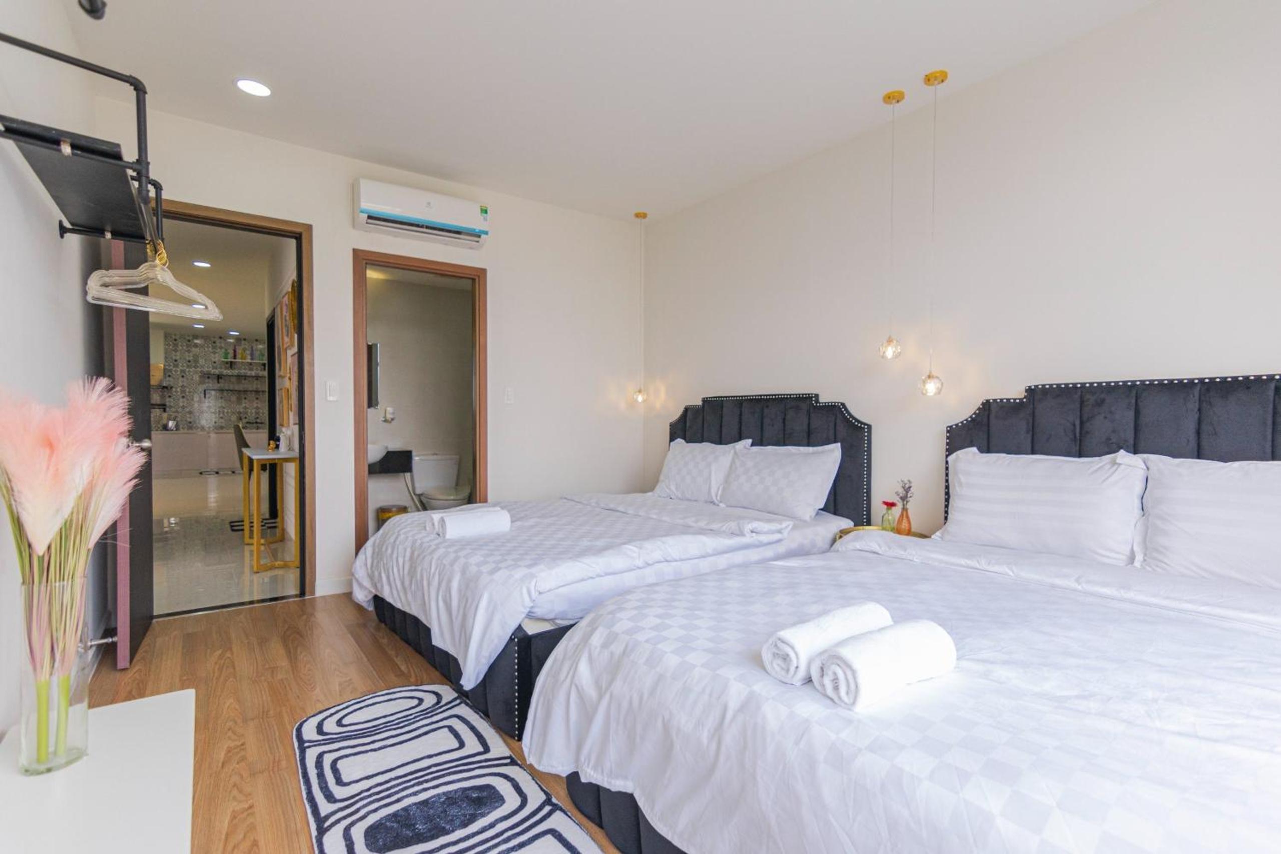The Luxury GRAND RIVERSIDE Apartment City Center