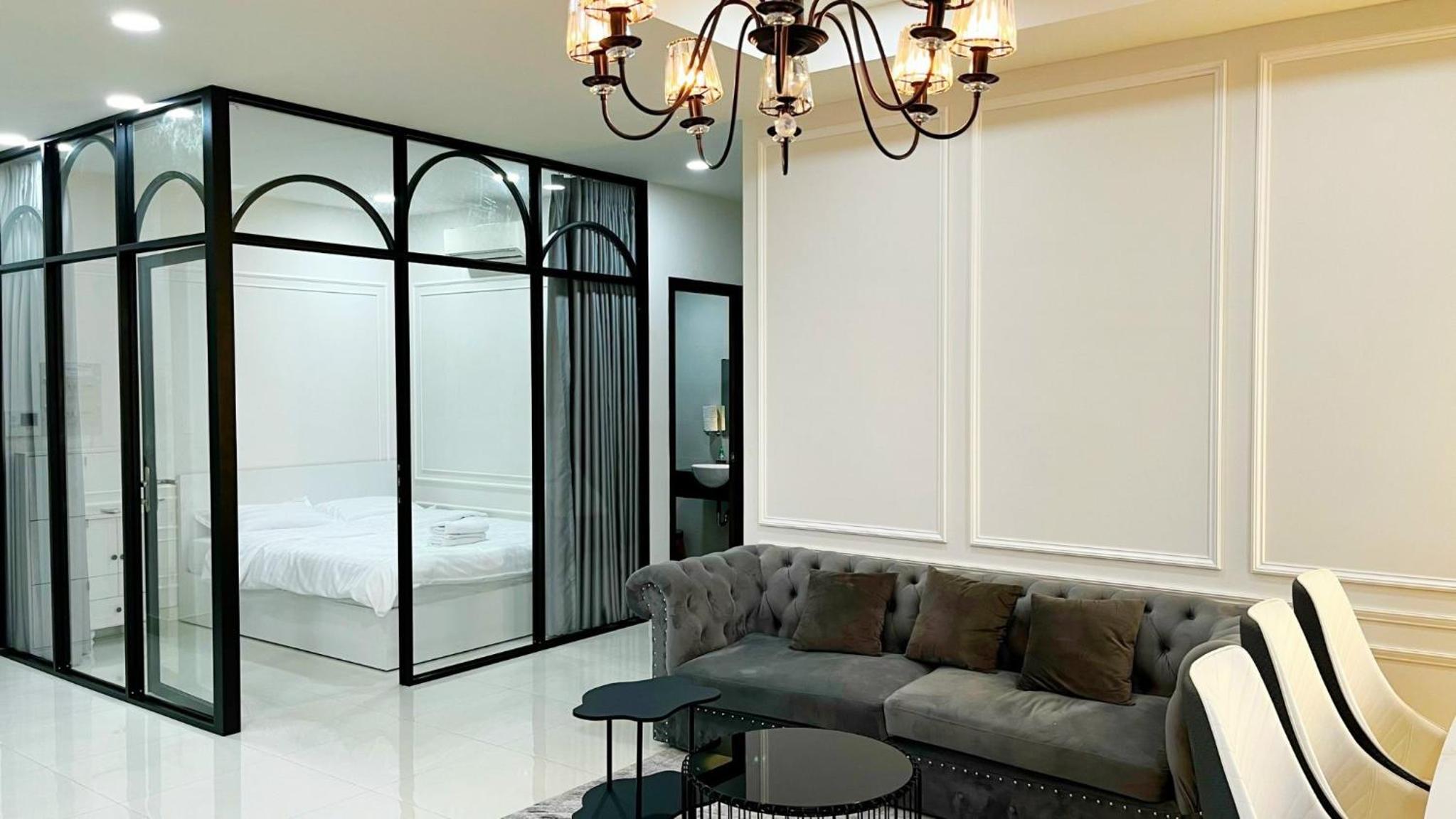 The Luxury GRAND RIVERSIDE Apartment City Center