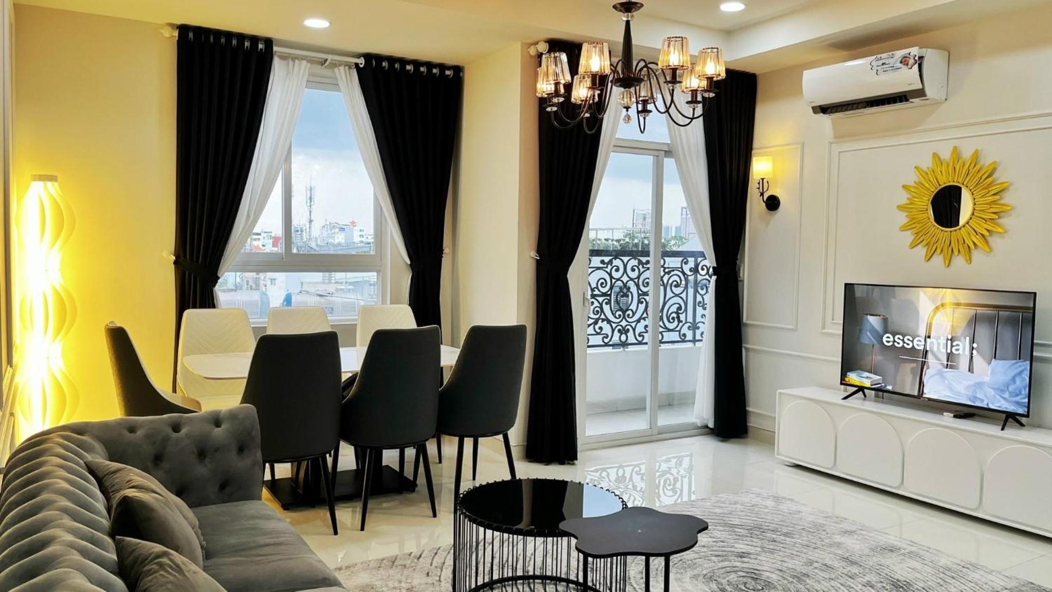 The Luxury GRAND RIVERSIDE Apartment City Center