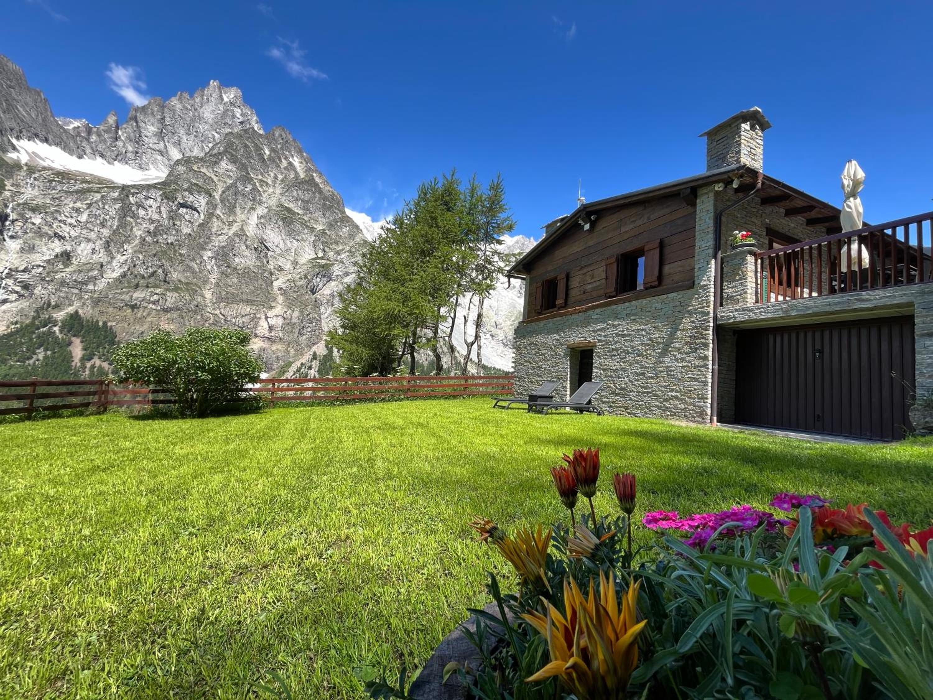 Chalet Chez Louis - Alpine Charm with Mont Blanc View & Ski Access view 4
