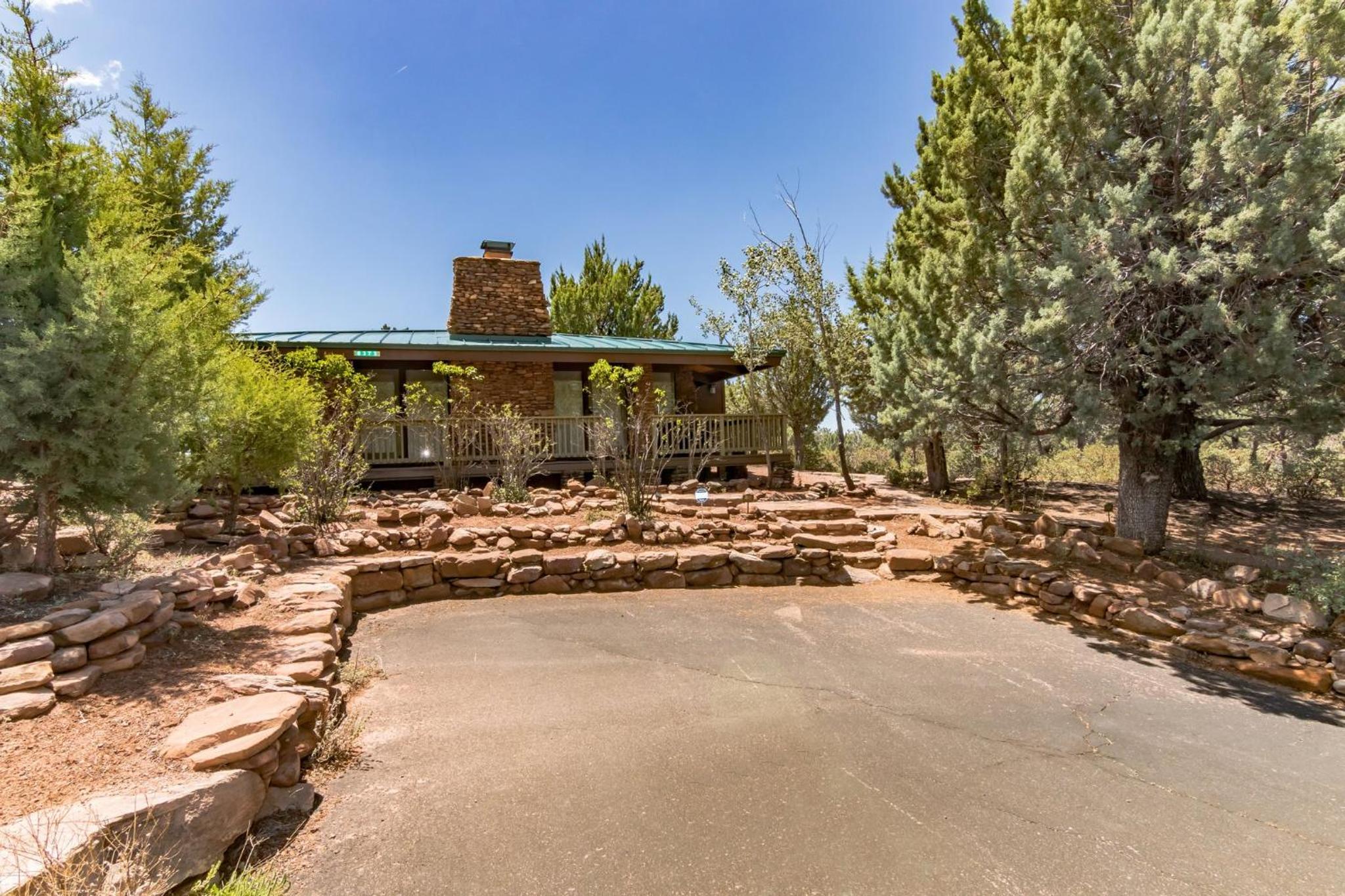Payson Vacations - Glass House Elk Rim Pine - Property Image 3