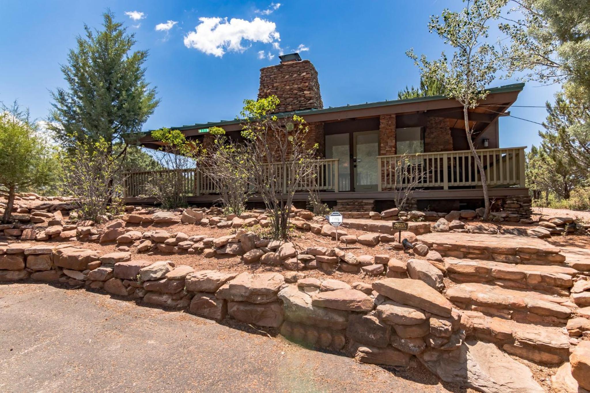 Glass House Elk Rim Pine view 2