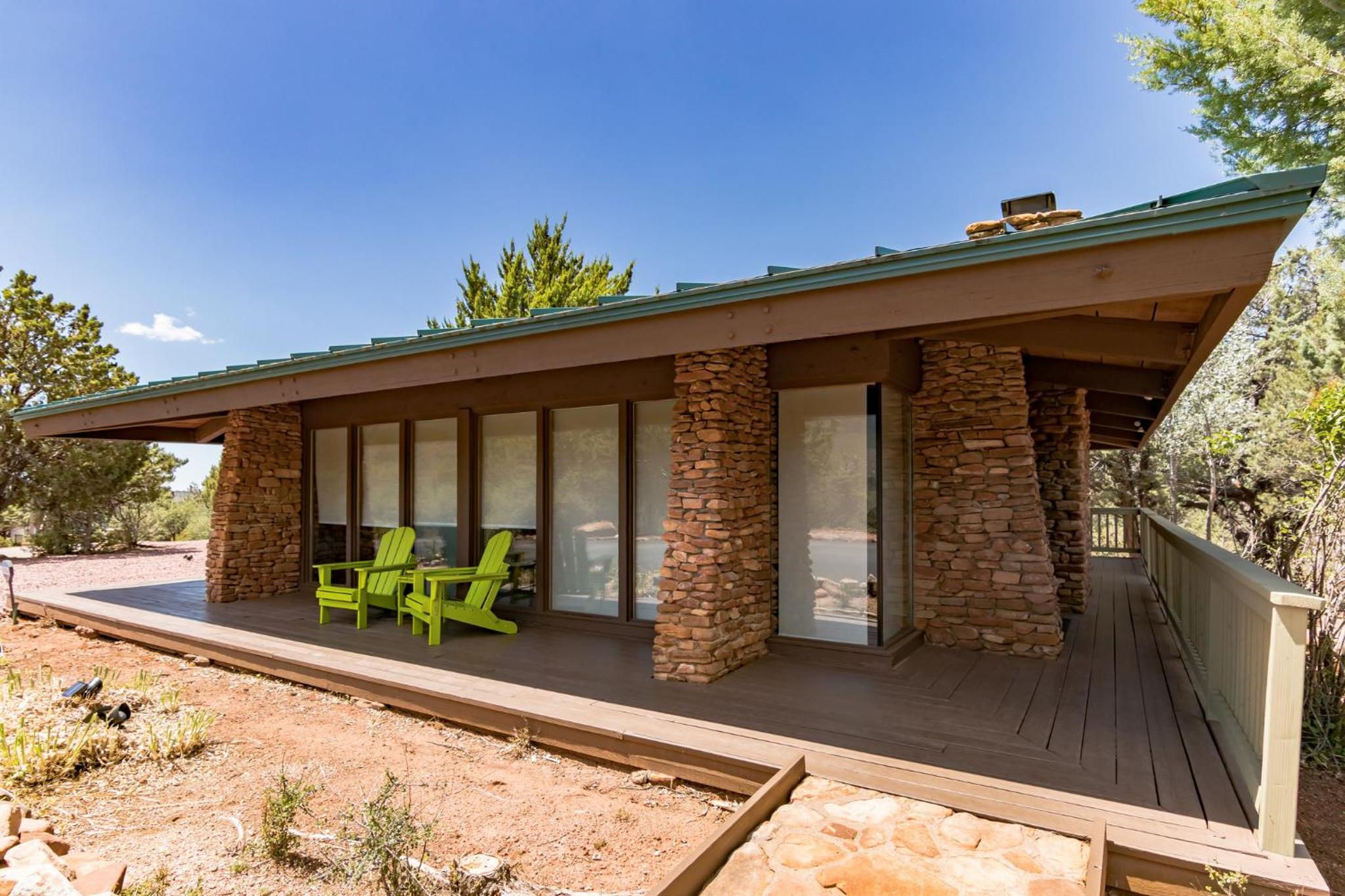 Glass House Elk Rim Pine view 5