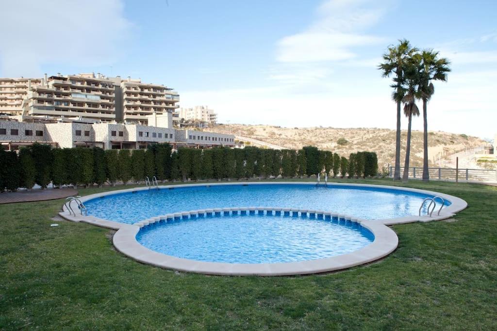 Best sea views in front of the beach view 2