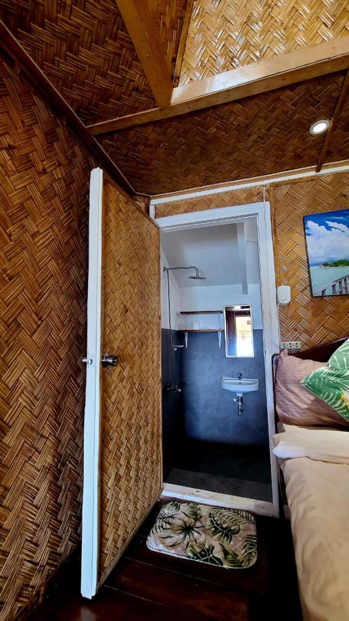 Coconut Cottages El Nido view 3