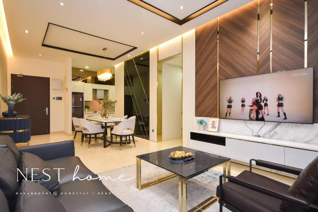 TriTower Designer Suite by Nest Home