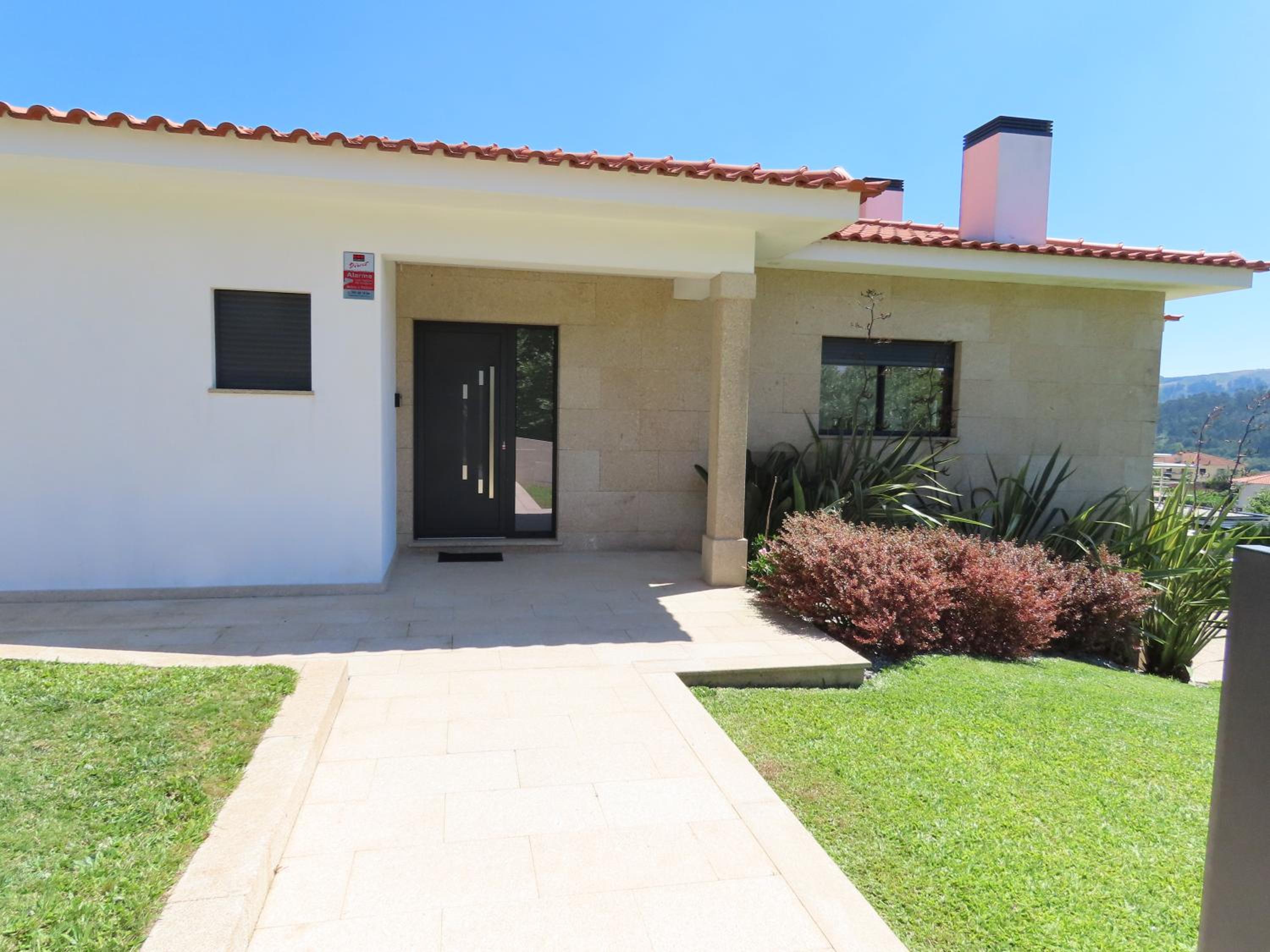 Hotel Basto Village House - Image 1