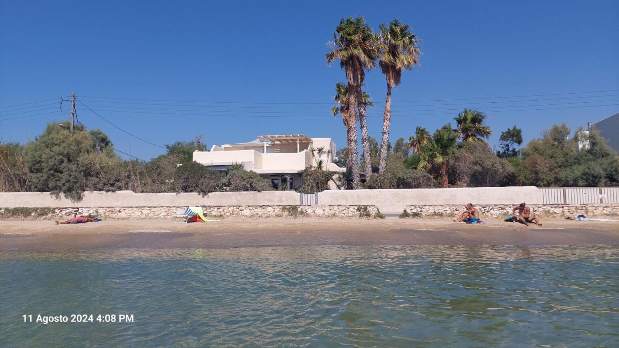 Ricardo by the sea photo 2