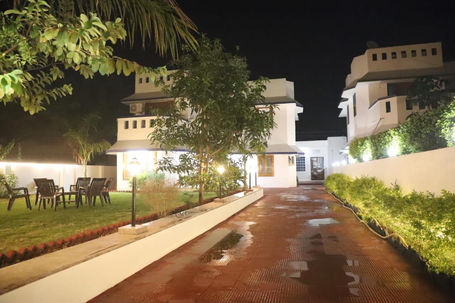 Bhanwar Villas