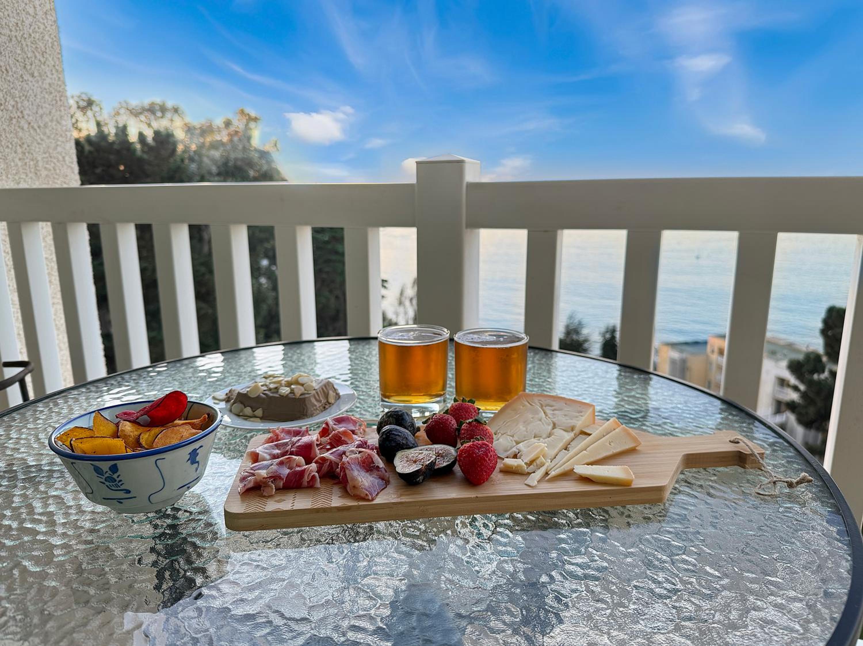 Depto Frente al Mar con Piscinas, Quincho, Jacuzzi y Sauna