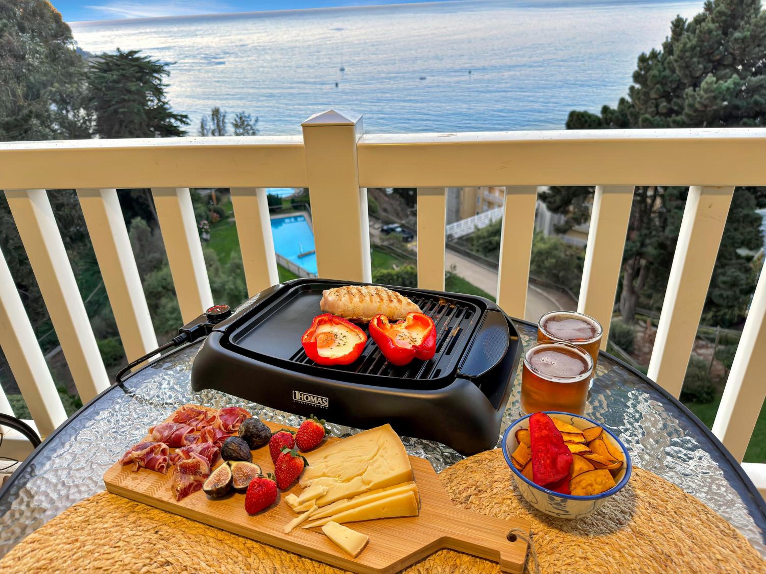 Depto Frente al Mar con Piscinas, Quincho, Jacuzzi y Sauna