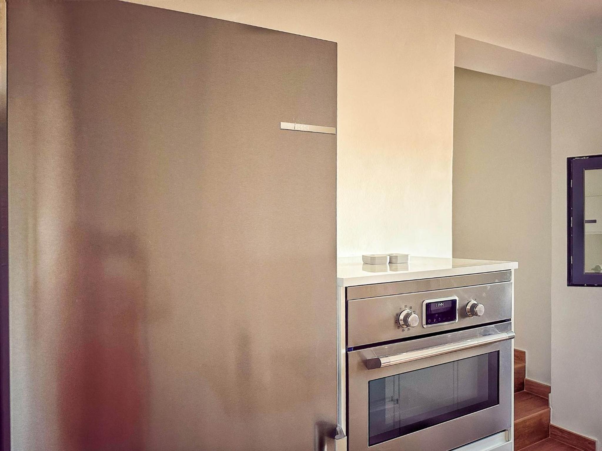 2 Bed Villa - Sleeps 4 - Hot Tub - Parking