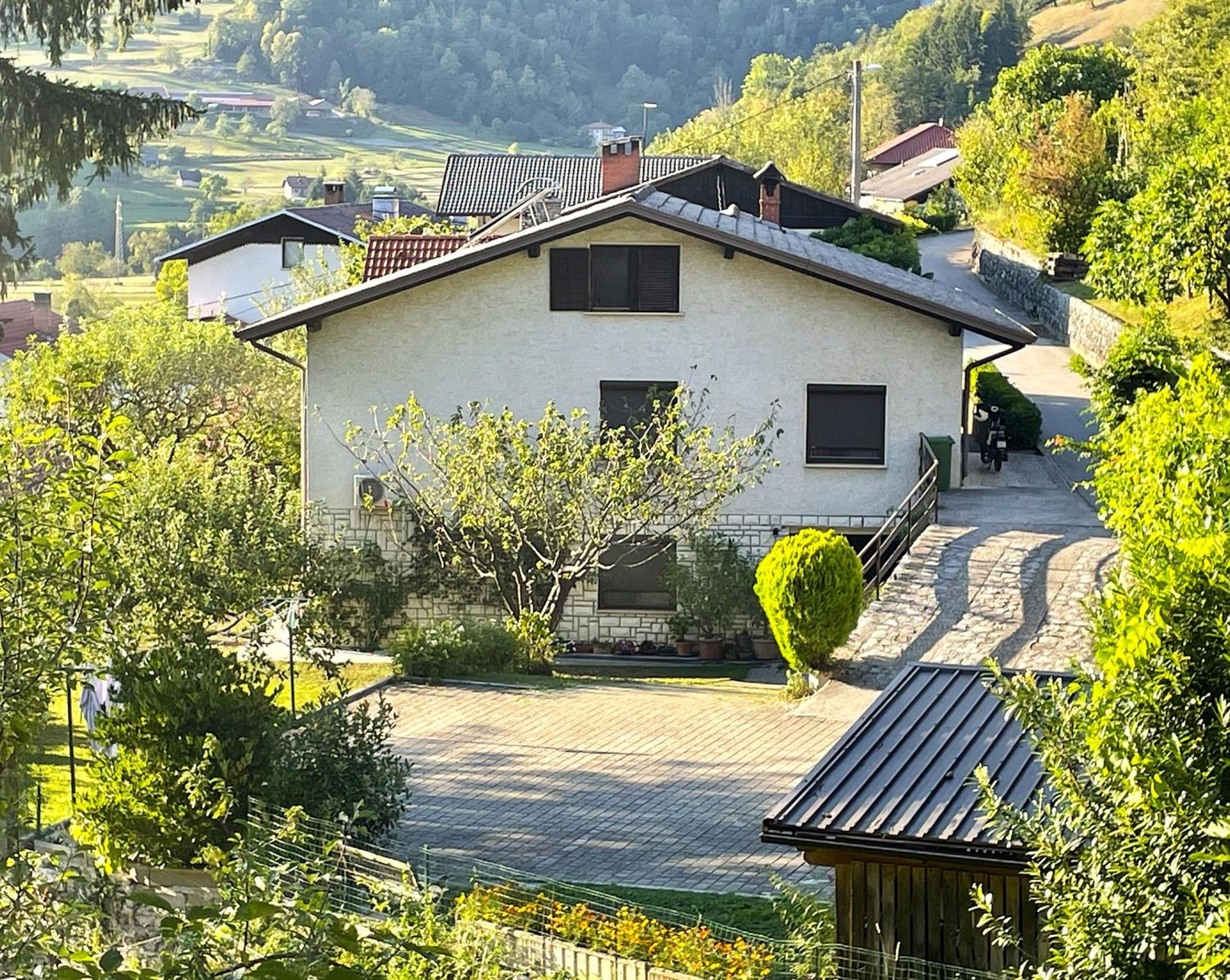 Photo 18