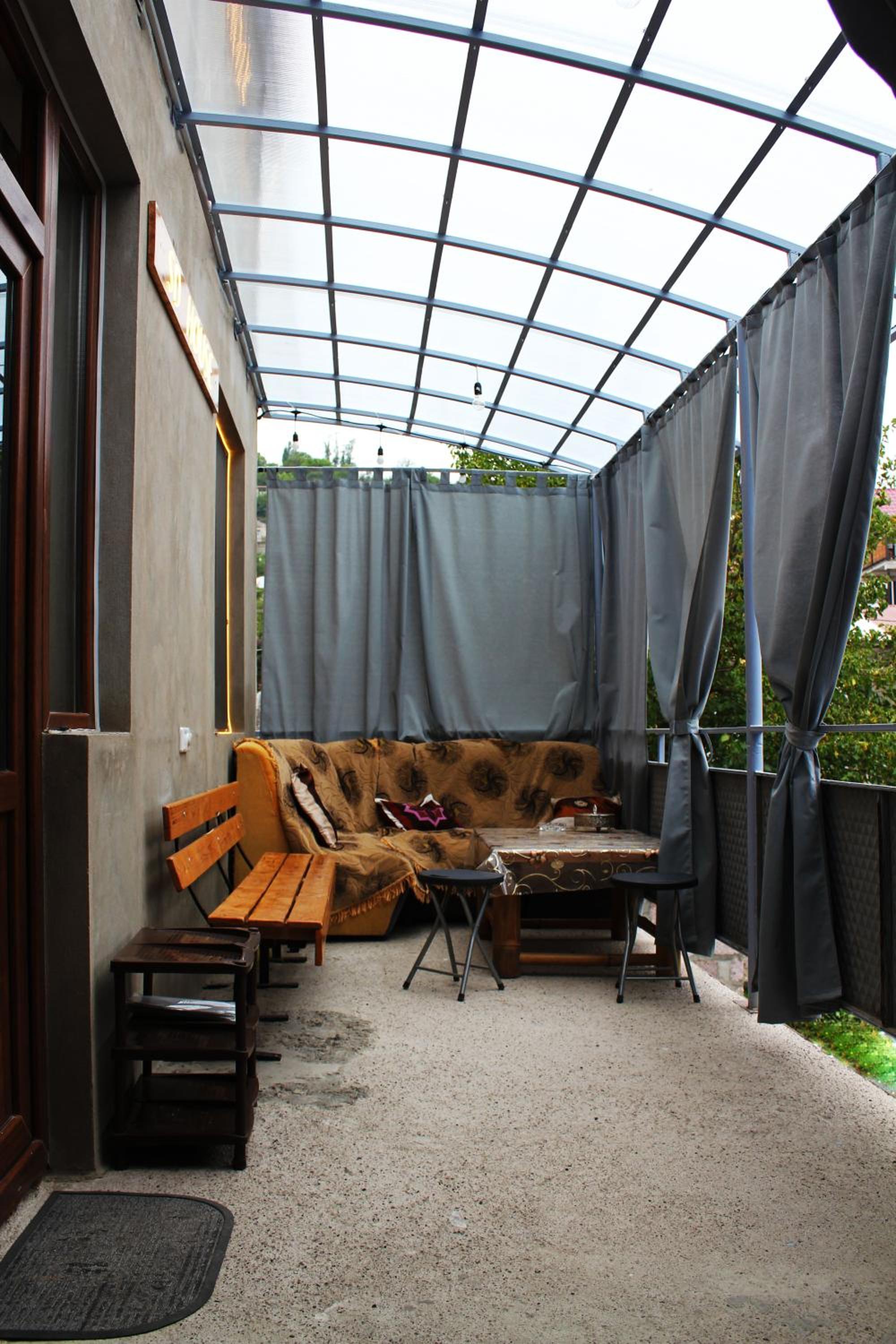 SD House
