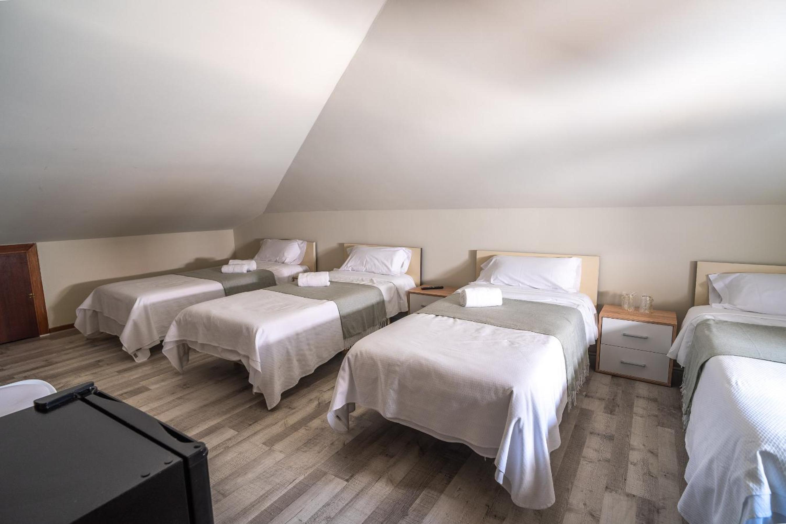 Oliva Rooms 3000