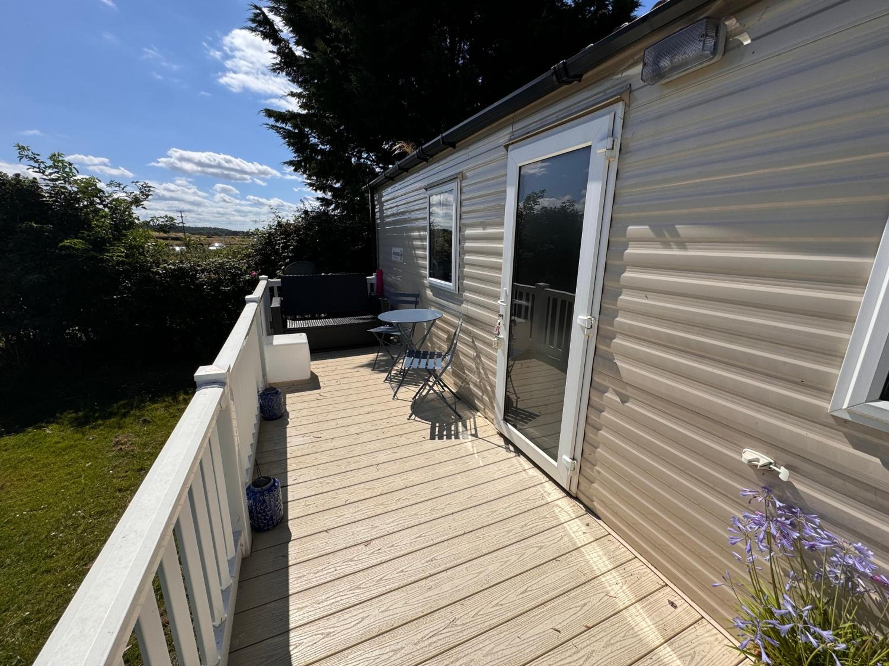 Kings Lynn Vacations - Sandy Toes  Cozy Night, Sleep 8 - Property Image 2