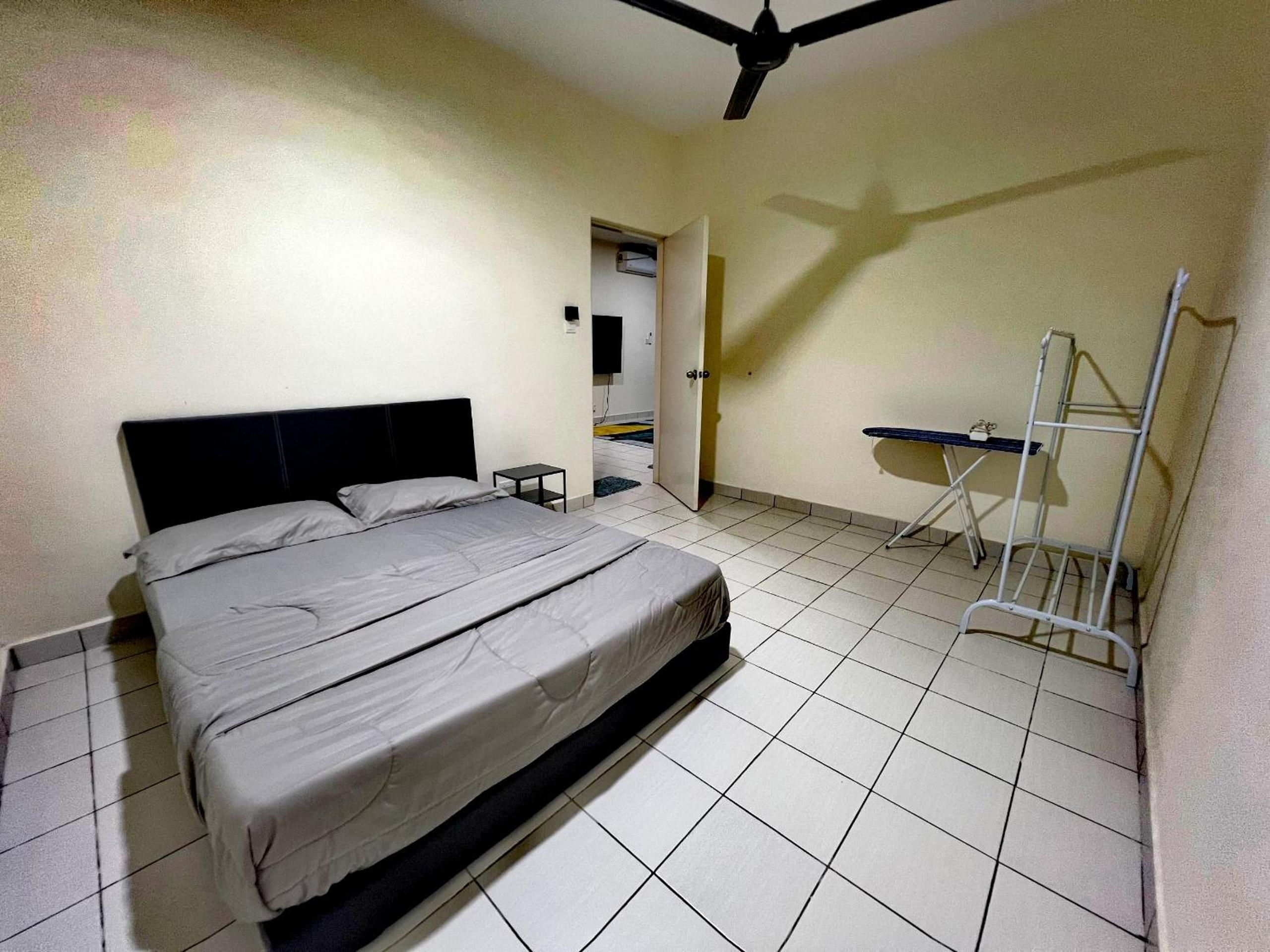 AARON MARUDU HOMESTAY