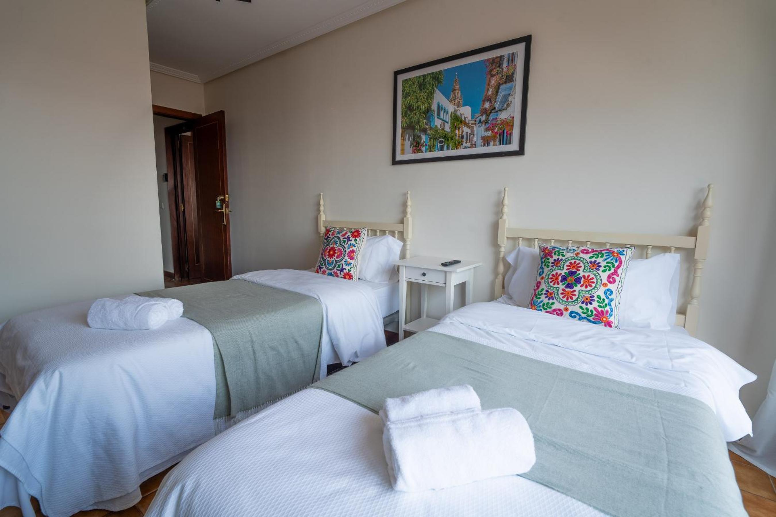 Oliva Rooms 3000