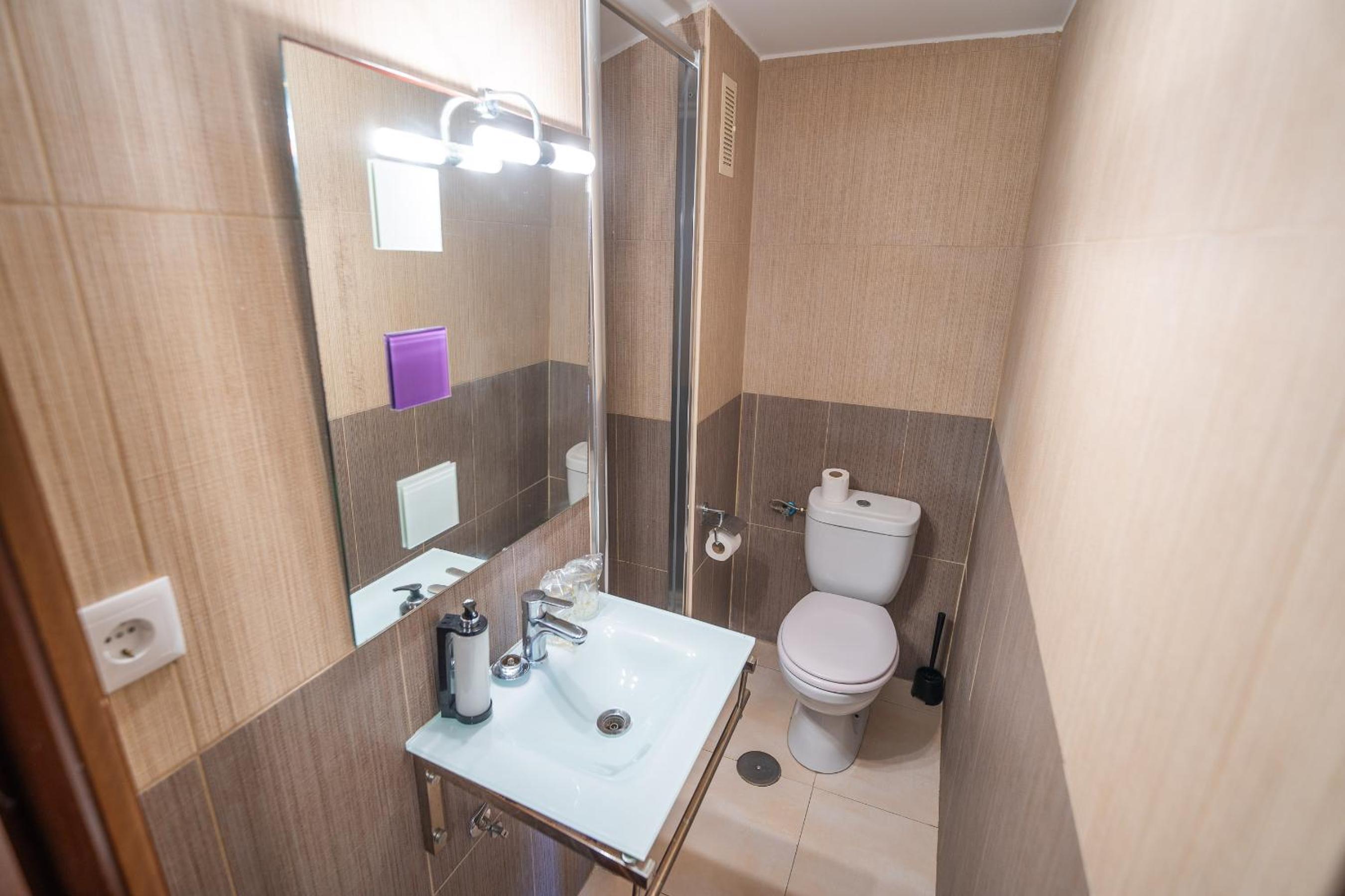 Oliva Rooms 3000