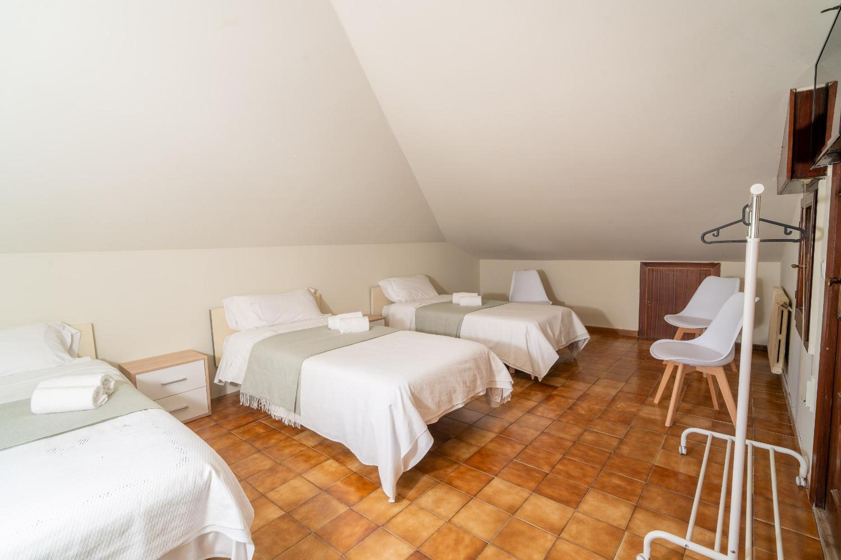 Oliva Rooms 3000