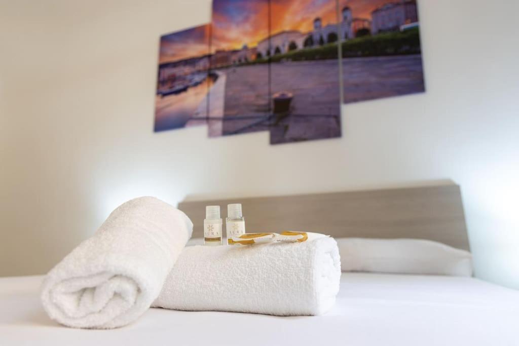 Free Parking & Netflix - Comfort Apartment Gambini view 2