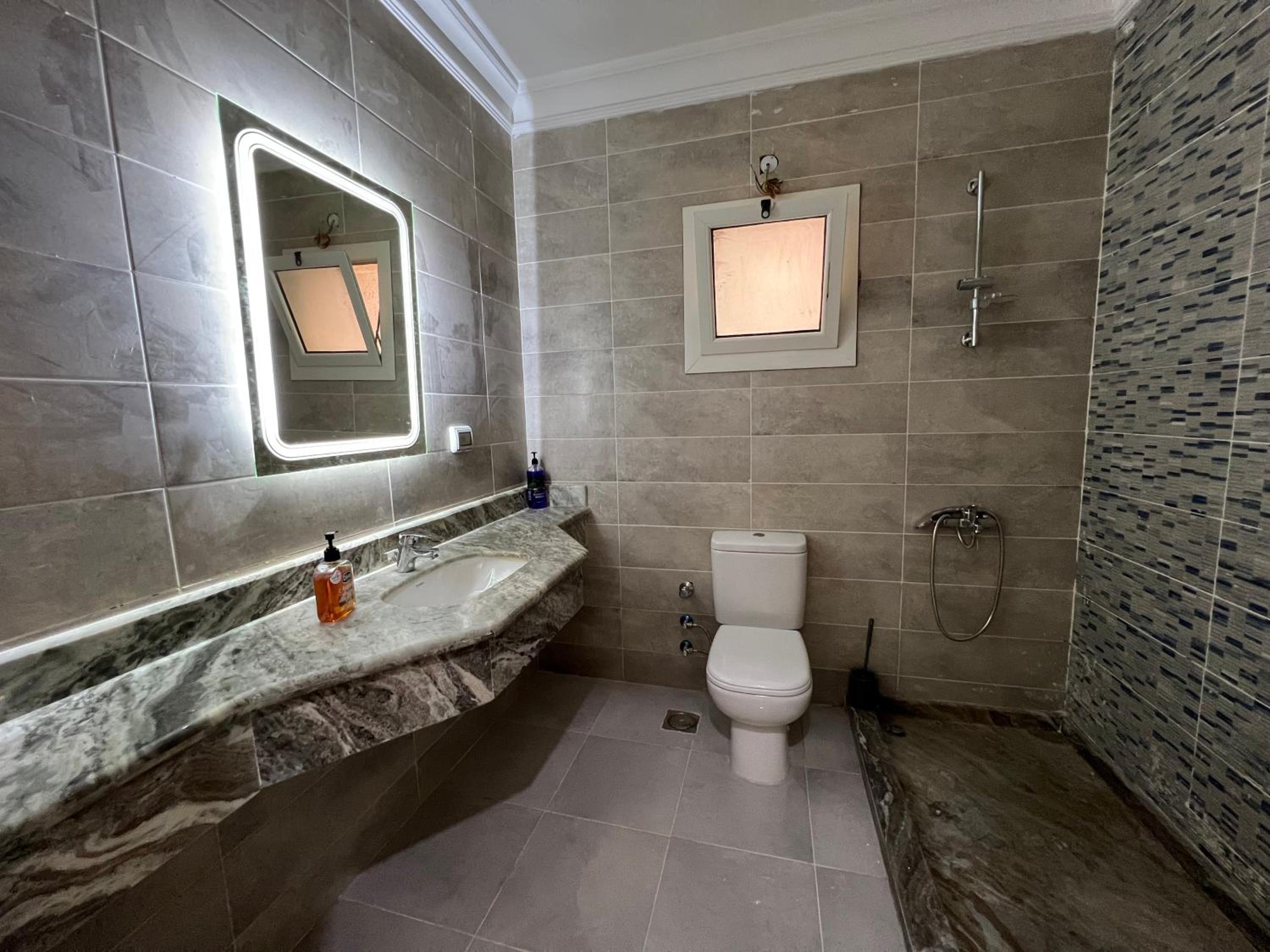 Luxury Apartment in Down Town - New Alamein