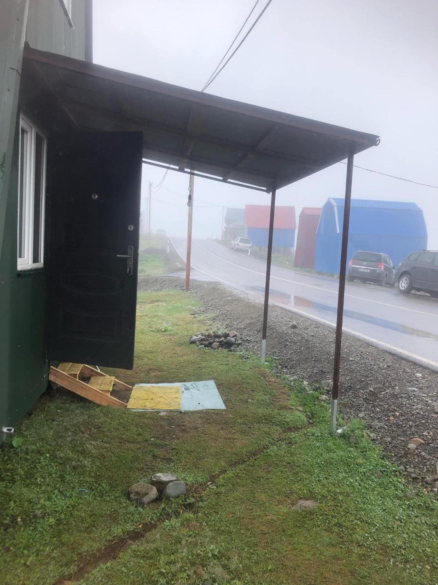 Cloudtop hut