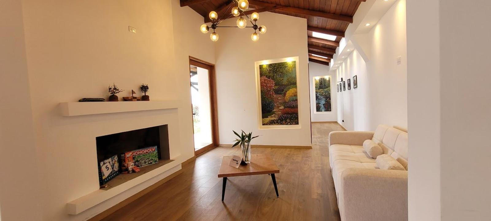 Chalet With Lake View