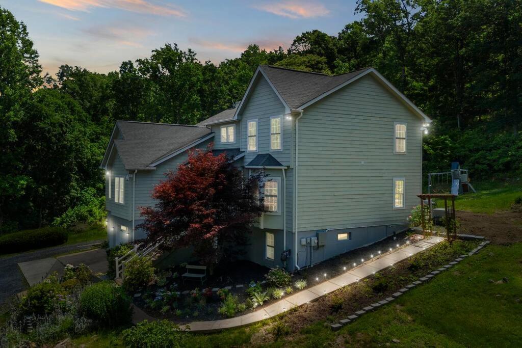 Multi-gen Family Mountain House
