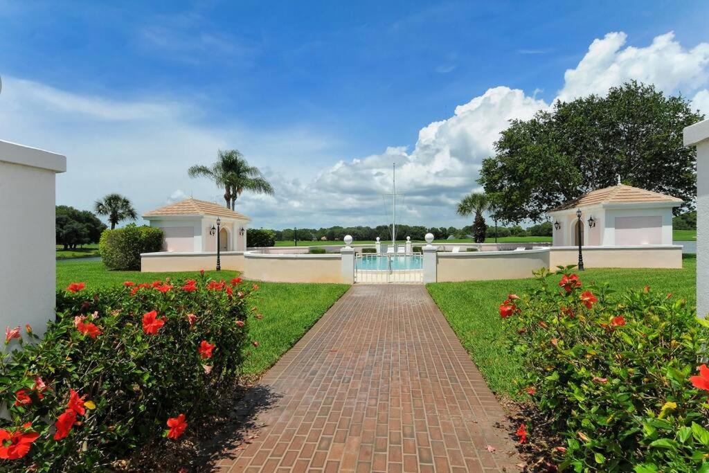 Windsor Lodge Unit 5 close to the beaches Siesta Key view 3
