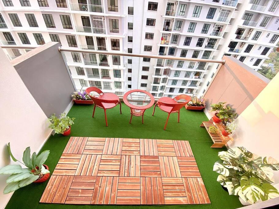 1610 The Platino 5min to Paradigm Sutera JB