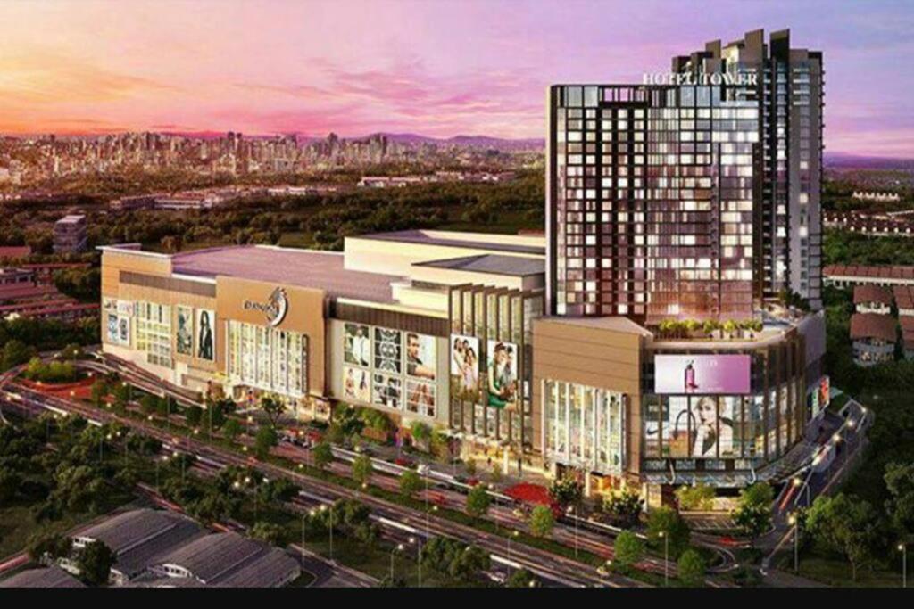 1610 The Platino 5min to Paradigm Sutera JB