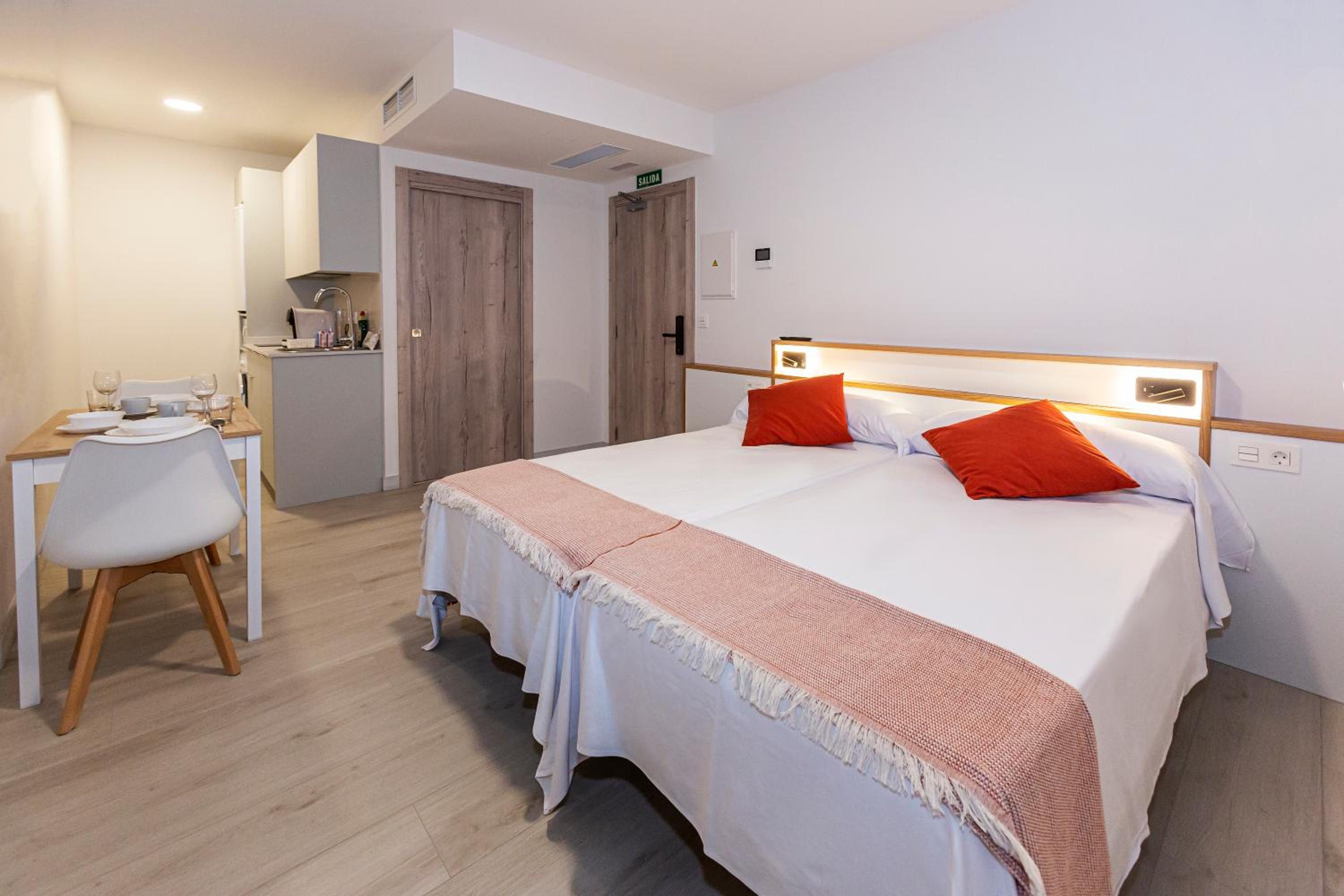 Ola Apartamentos Finisterre