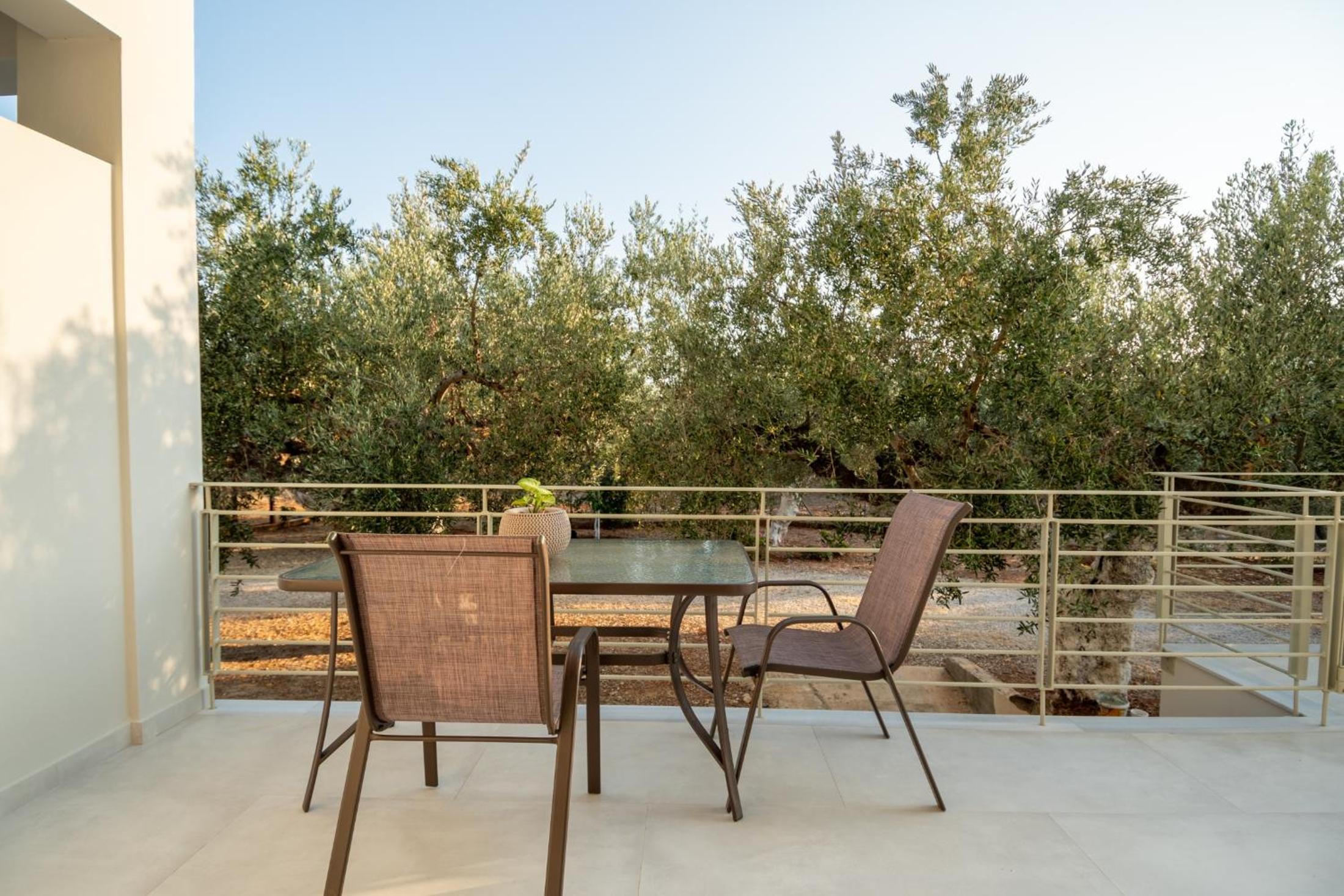 Alonakia Home Suites