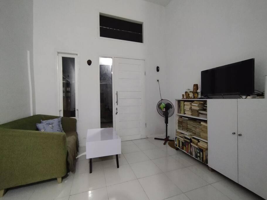 Kartika Homestay Wonosobo view 5