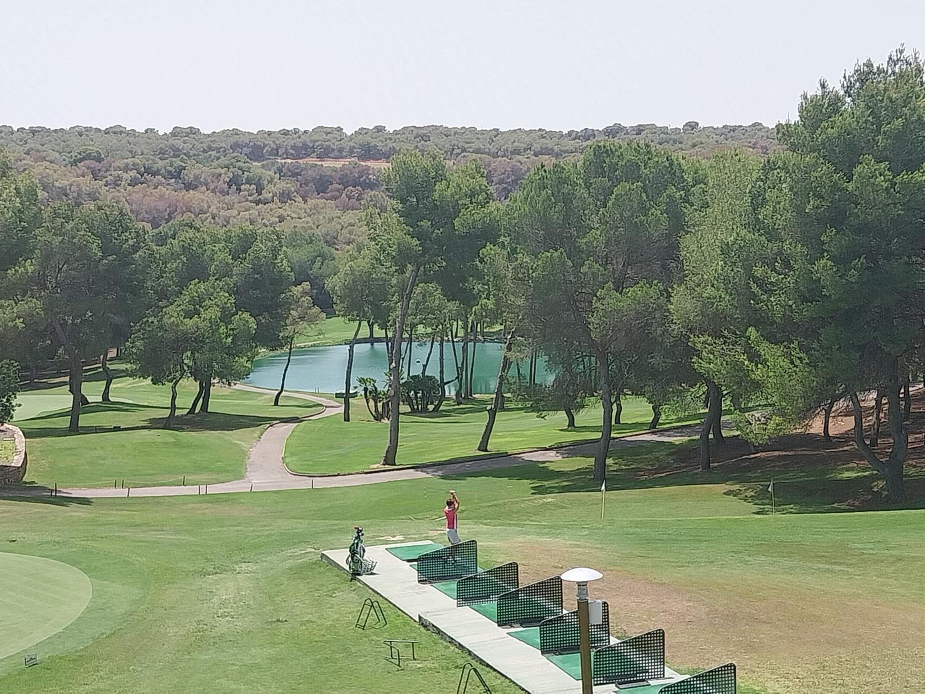 Charming Apartment in front of Villamartin Golf And Plaza