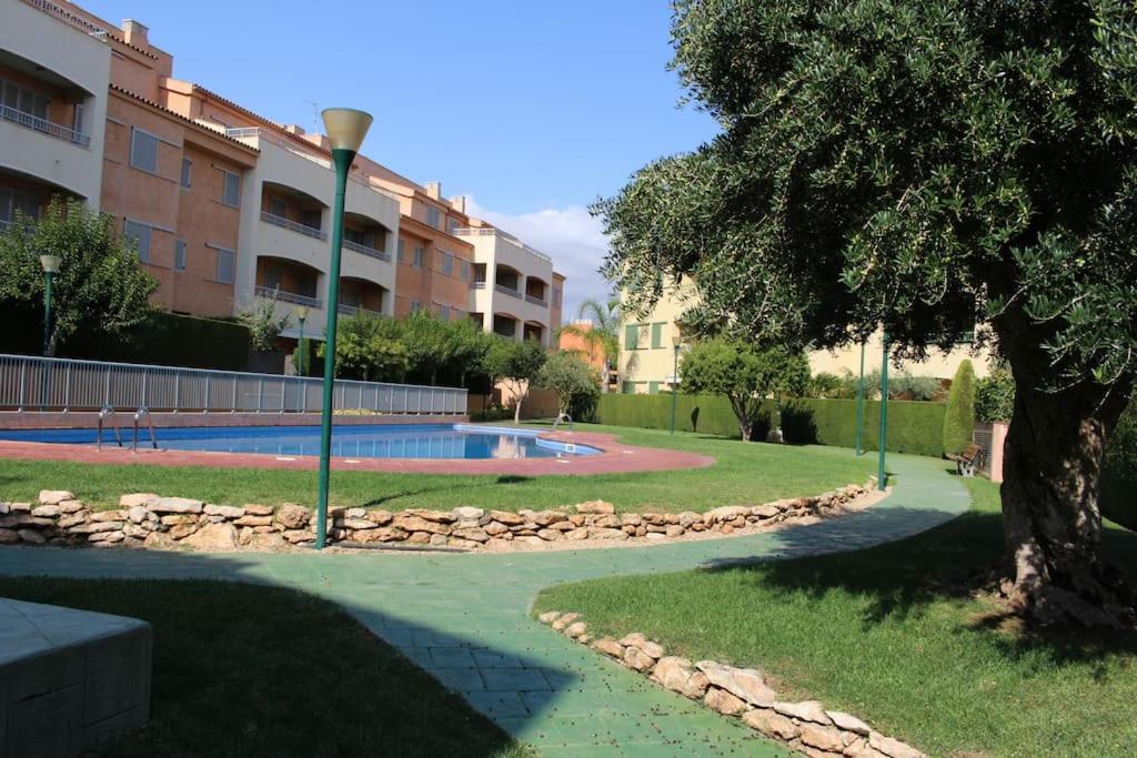 Marina St Jordi Bajos gran terraza, piscina 6 personas photo 4