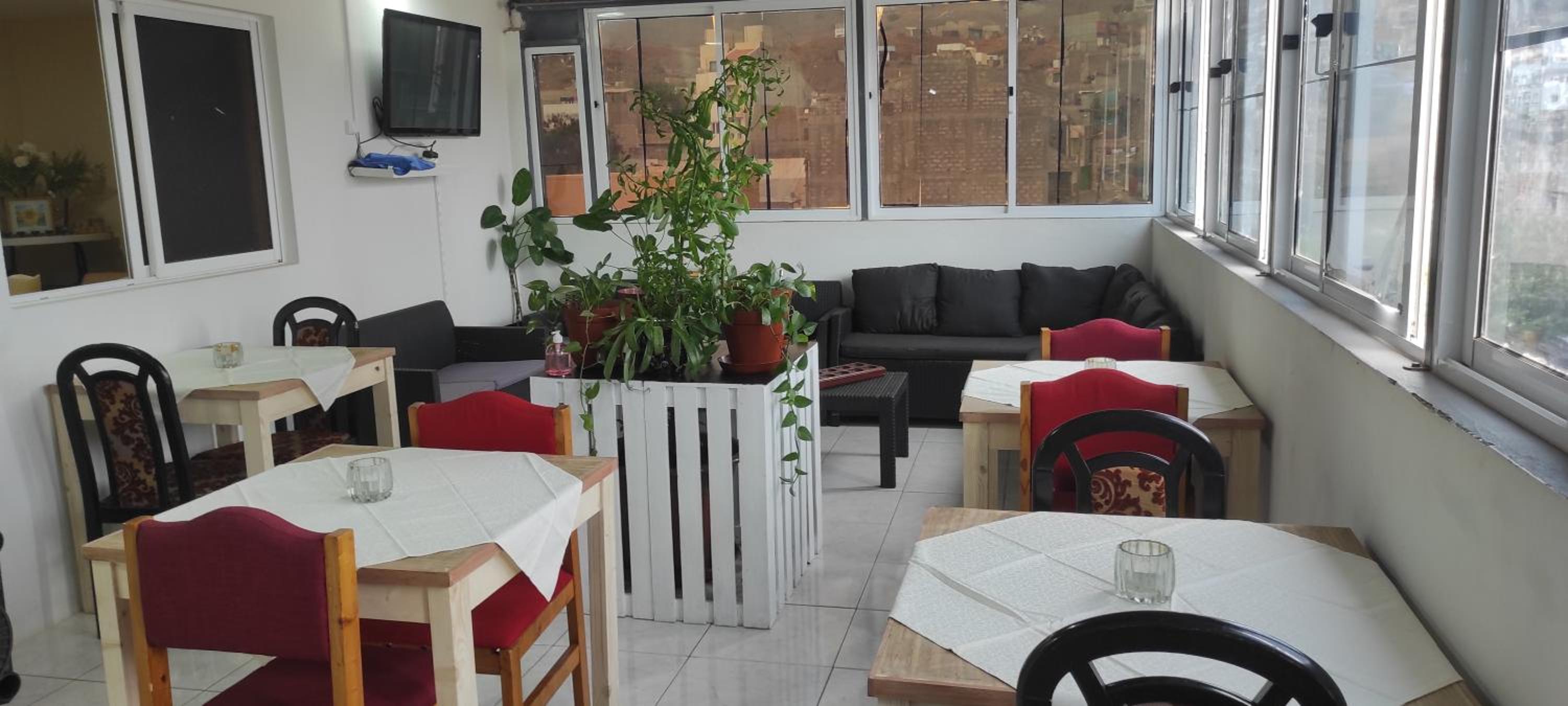 guesthouse emaly