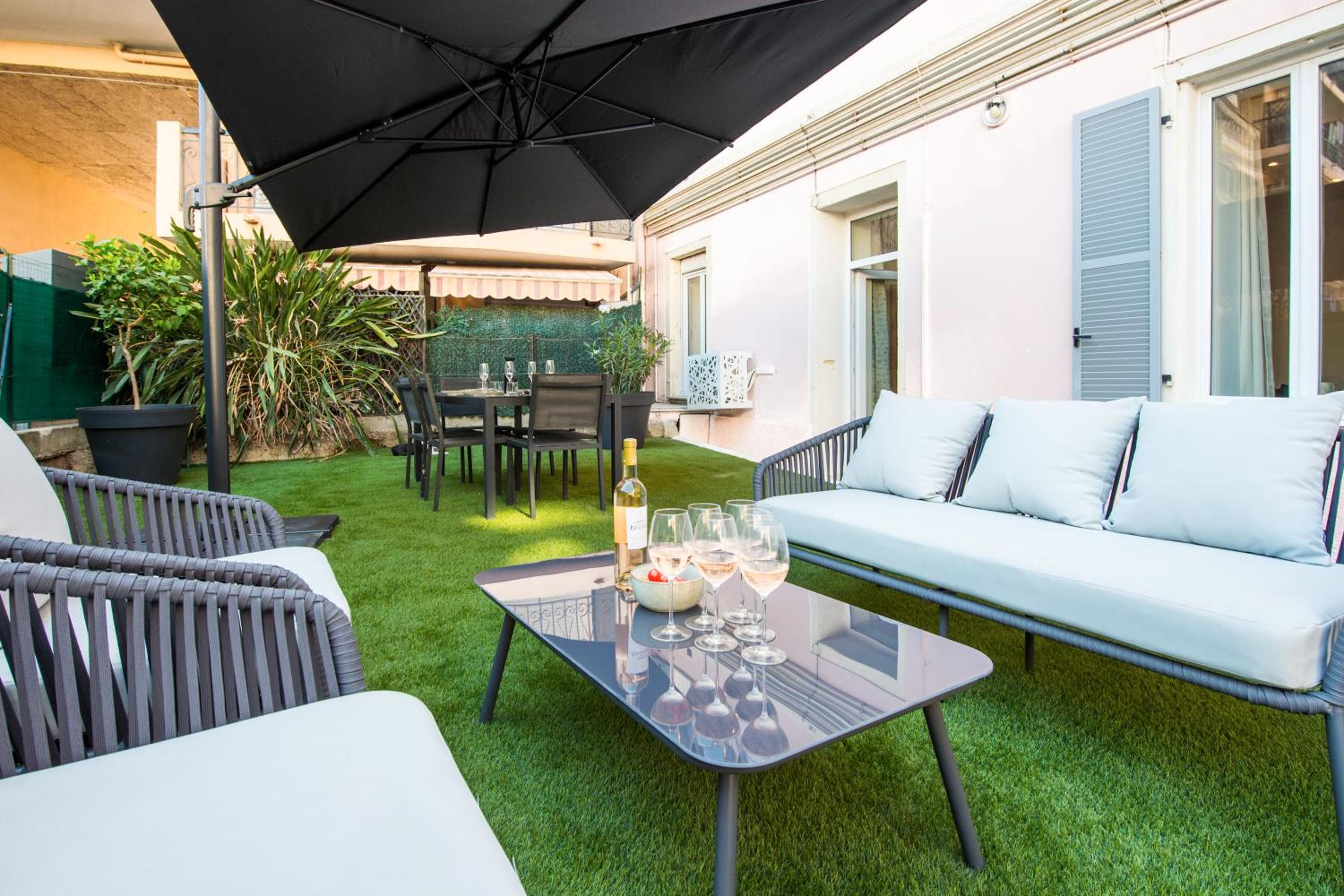 LOGGIAS - Somptueux 4 pièces - Parking - Terrasse - Menton