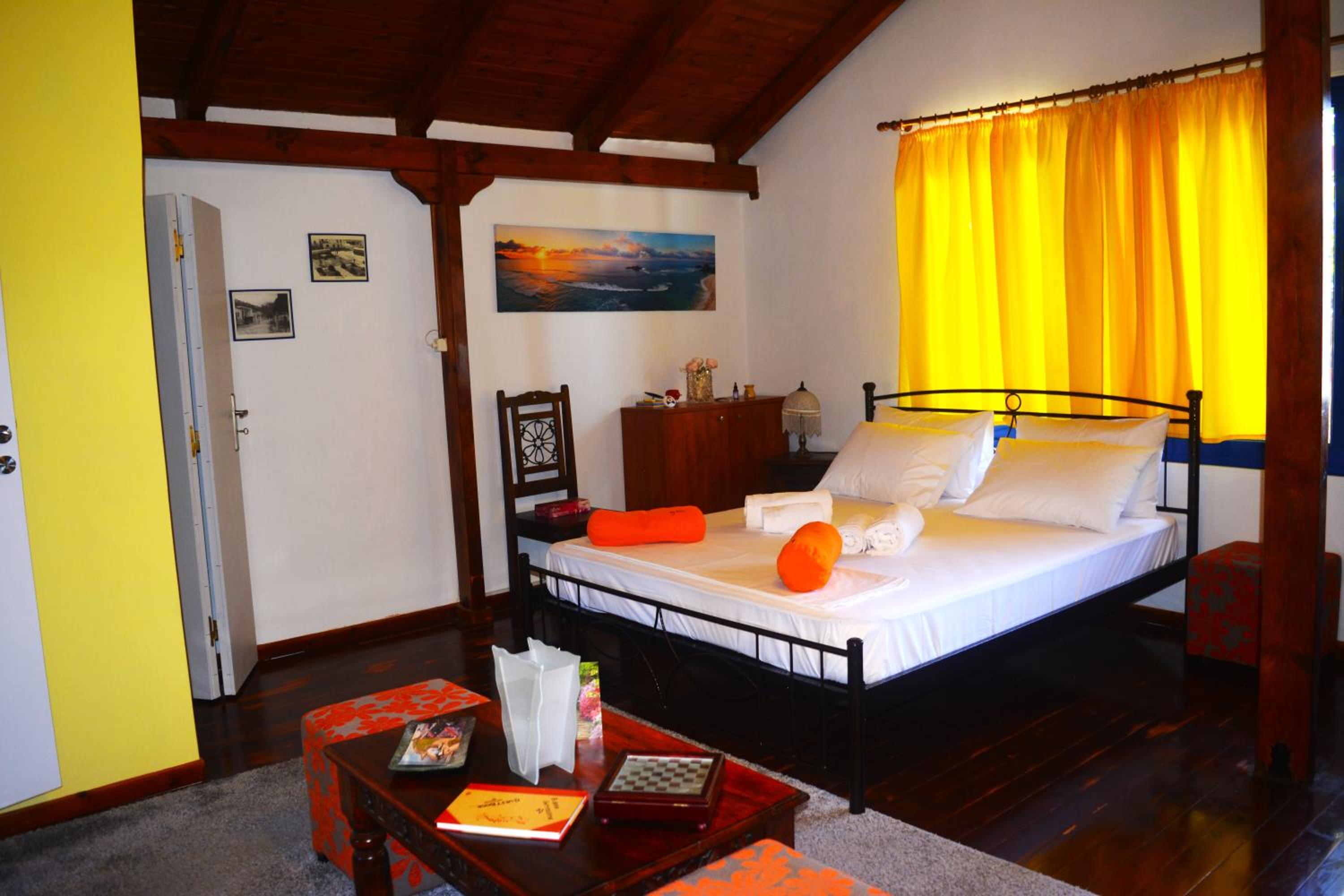 Sunset Suite - Salamina Island view 3