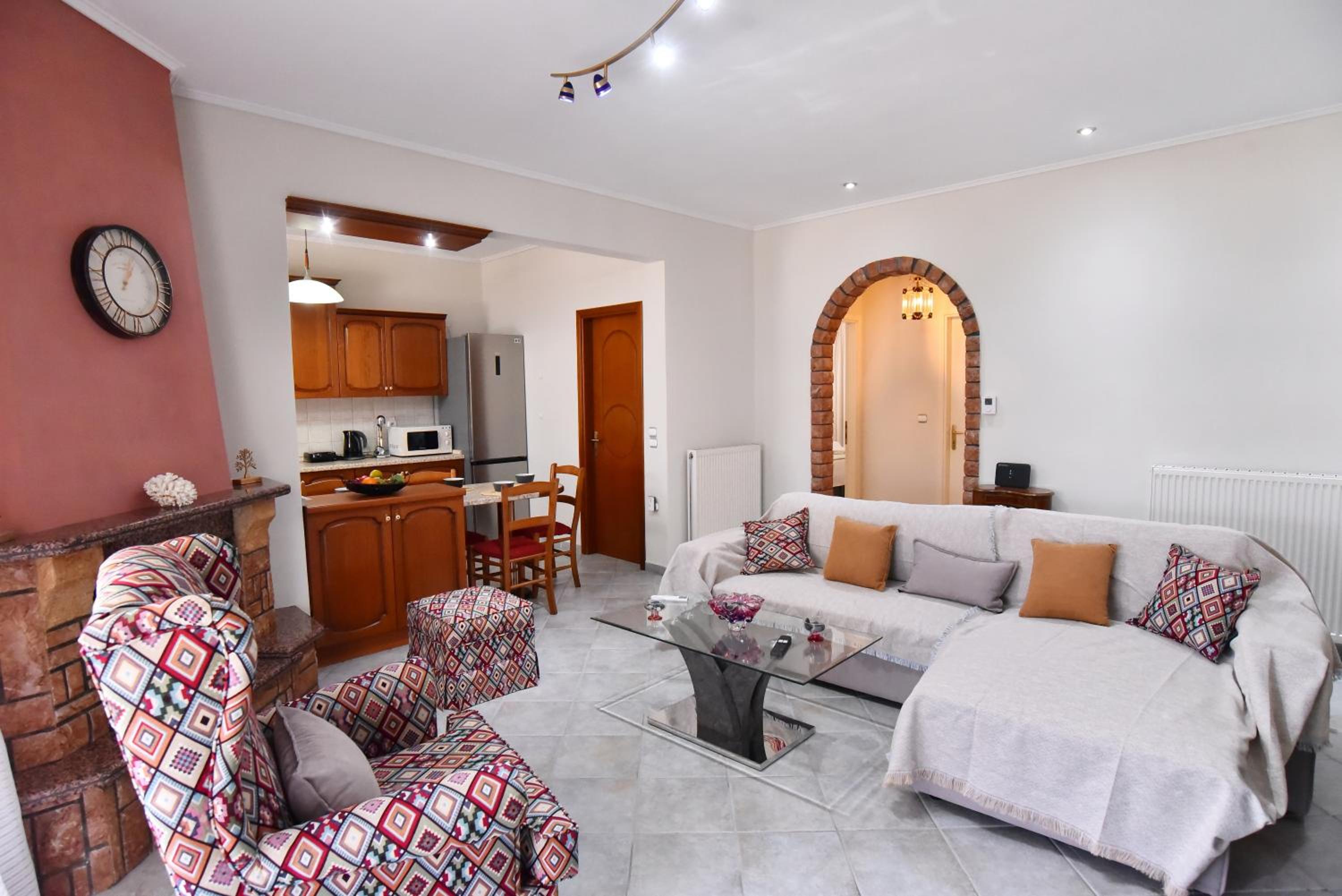 Elia Apartments