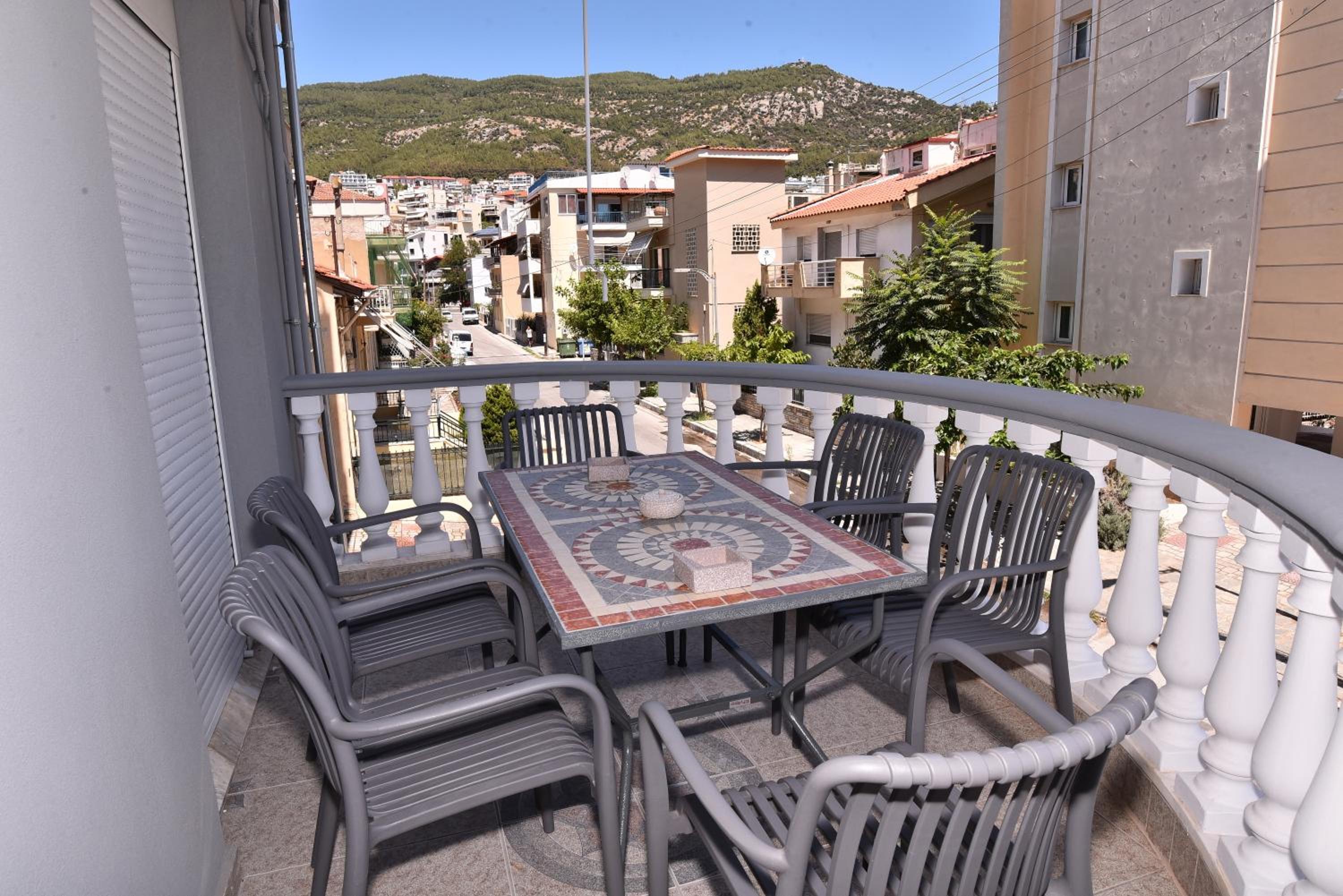 Elia Apartments