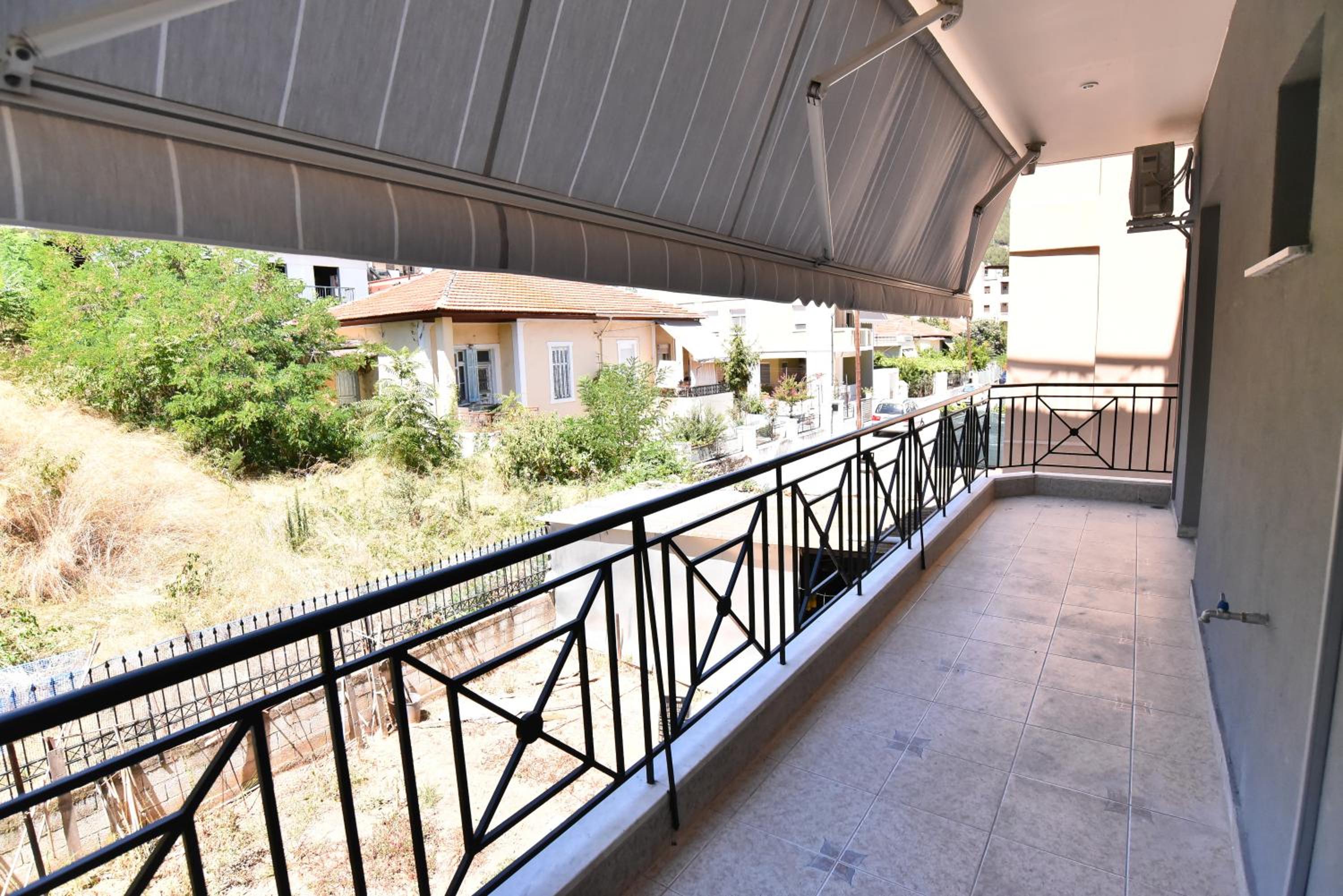 Elia Apartments
