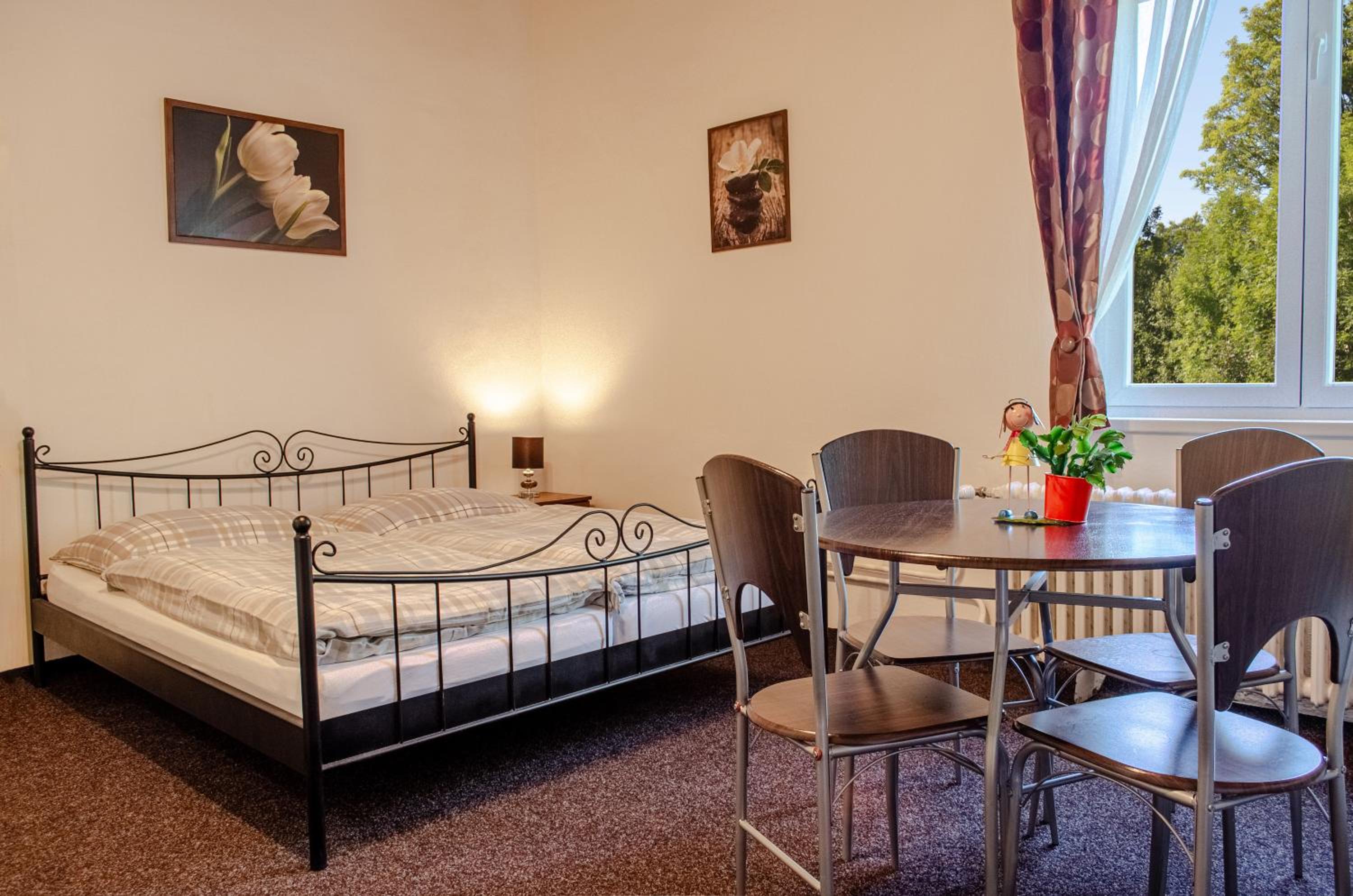 Apartmany PAVILON D - Budget, Classic, Family view 2