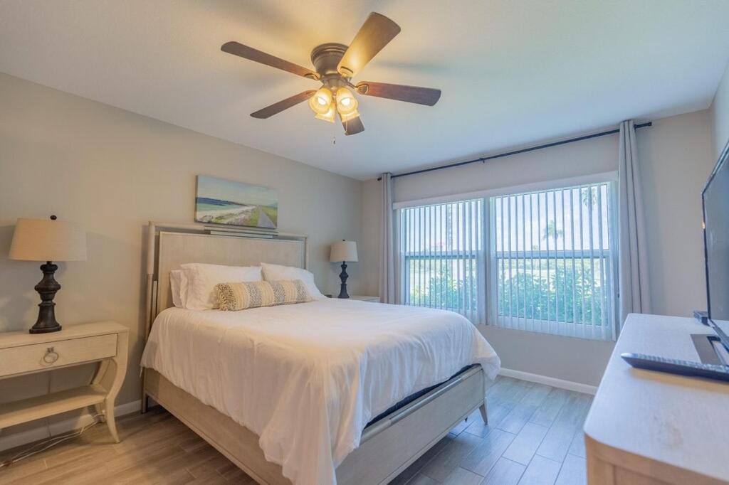 No damage Beautiful and Relaxing Condo min from St Pete beach Discnt available