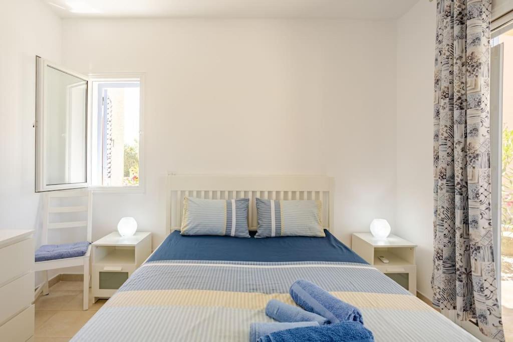 Großes Apartment in idyllischer Anlage, strandnah in Mandria, Paphos
