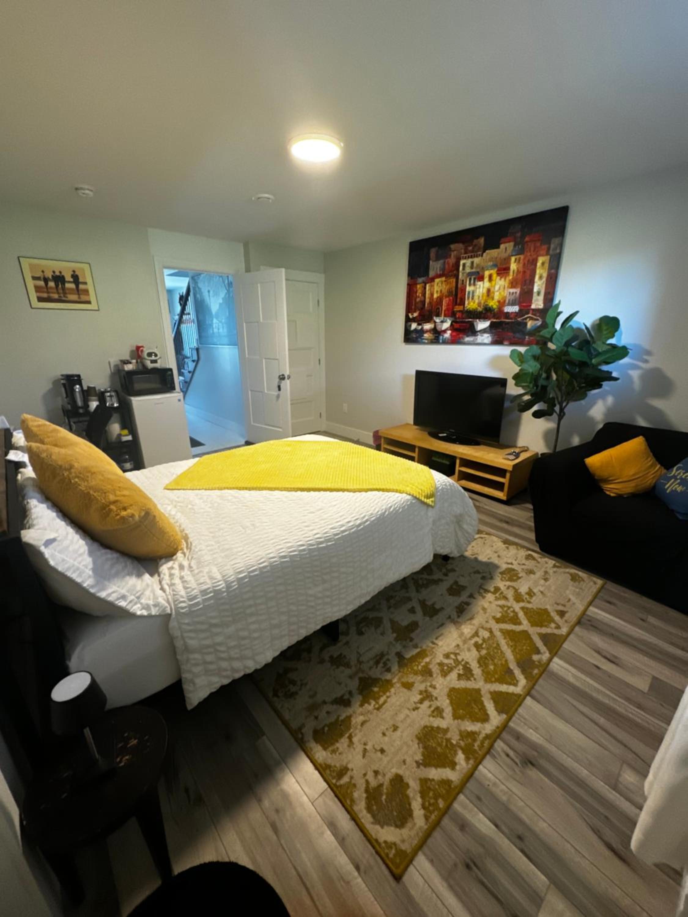 Hotel Stay With Precious - Image 1