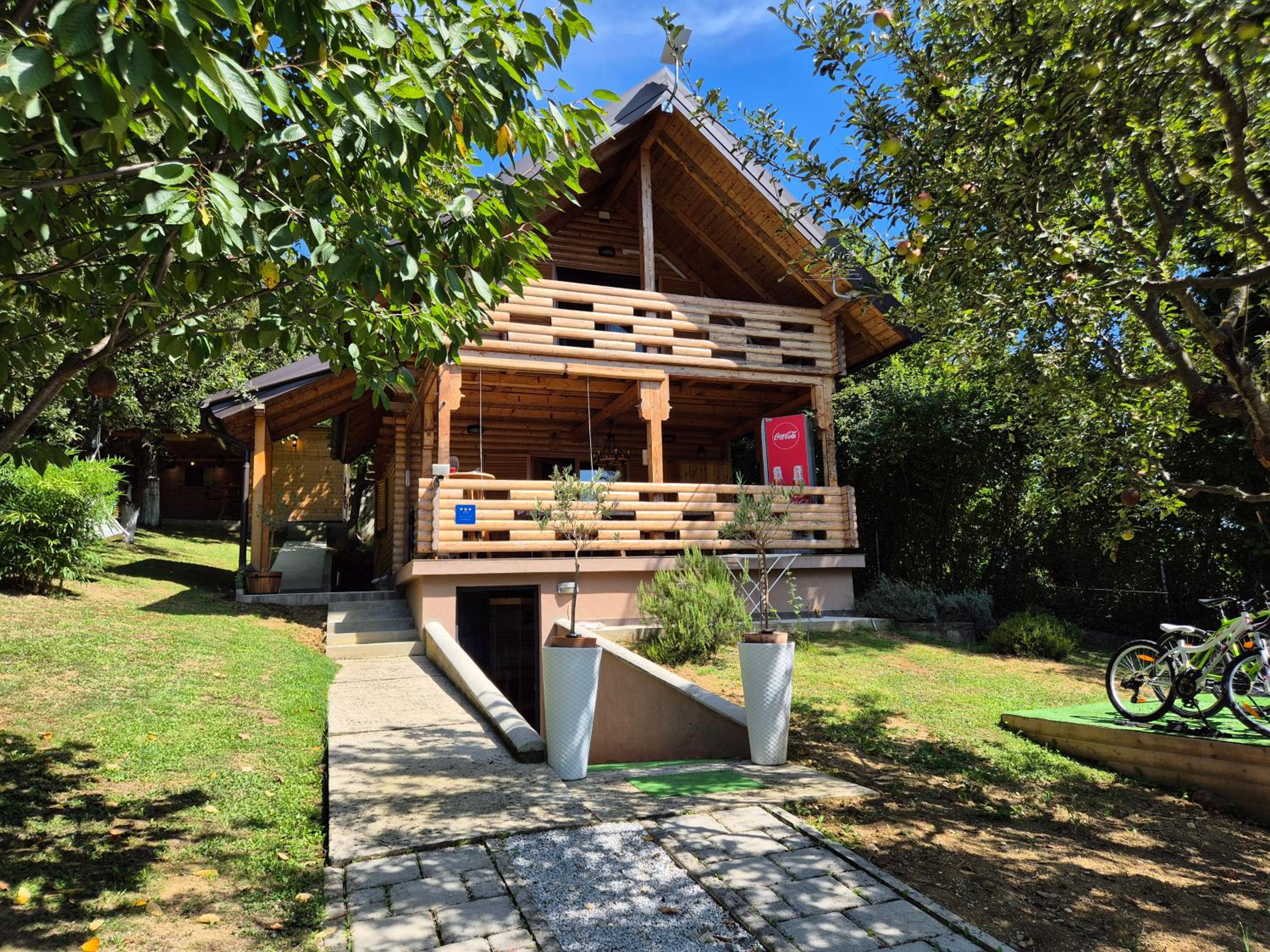 Hotel Holiday Home Luna