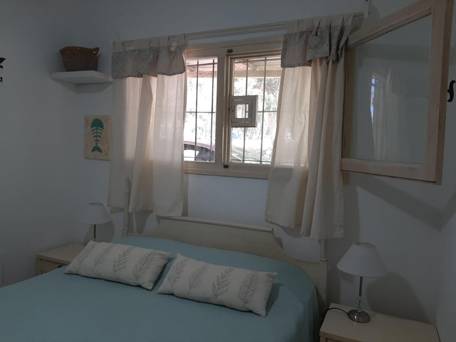 Casa a 3 cuadras del mar, amplio parrillero techado y cochera